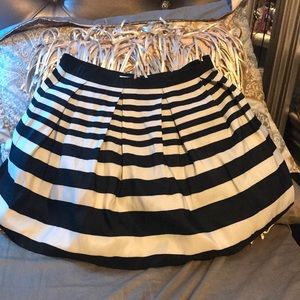 Casual striped skirt